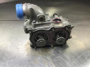 Liebherr Thermostatgehäuse